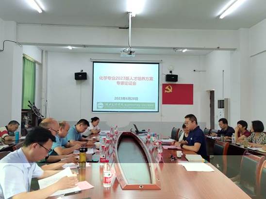 說明: http:/__local/F/93/0A/6D6F402AED1A224E0D4C3D37B1D_53F28BD8_82D0.jpg